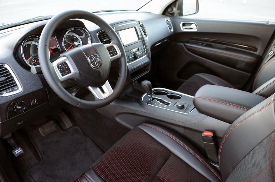  Dodge Durango R/T 2011 года  (фото 30 из 54)